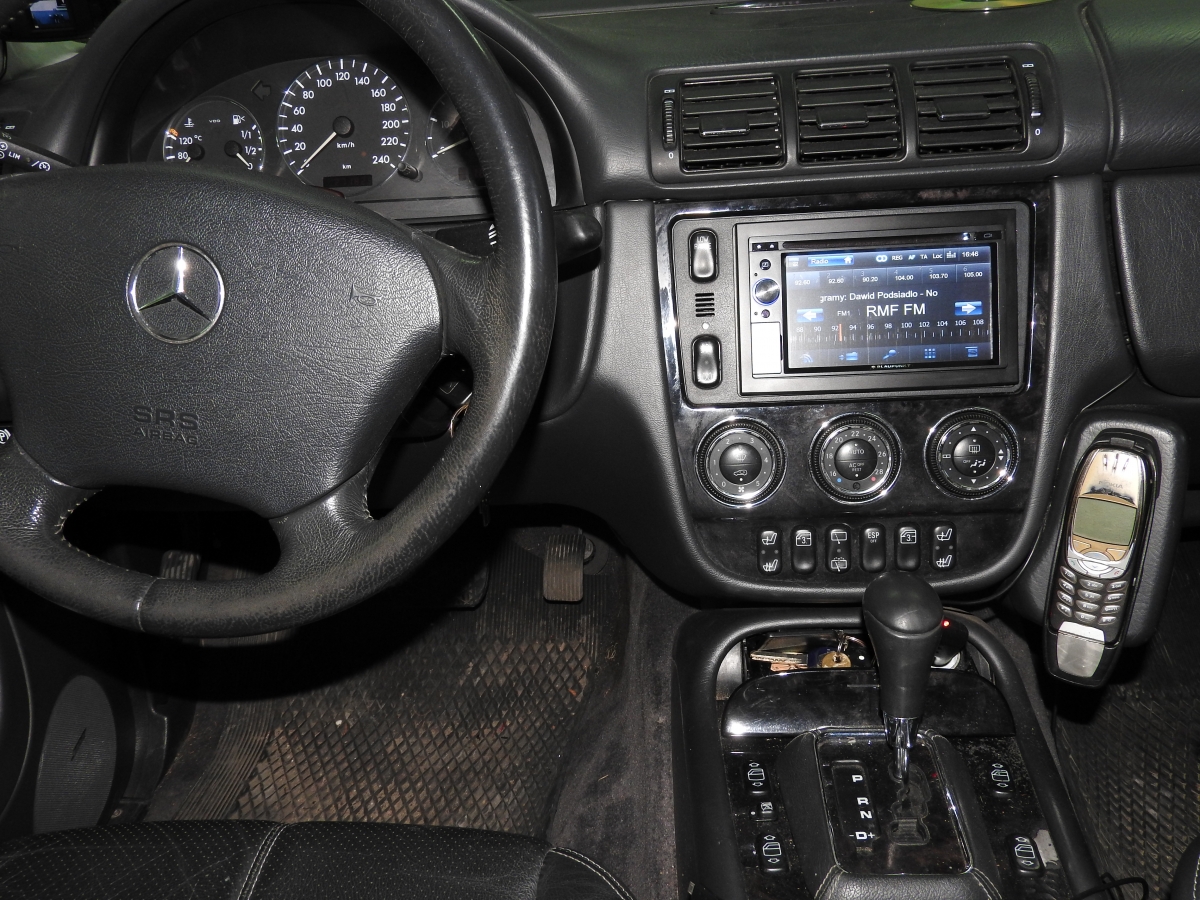 Mercedes ml.jpg